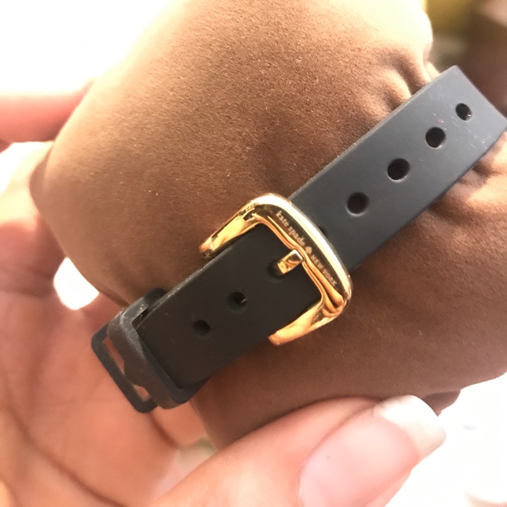 Kate Spade Watch - Picture 3 of 3